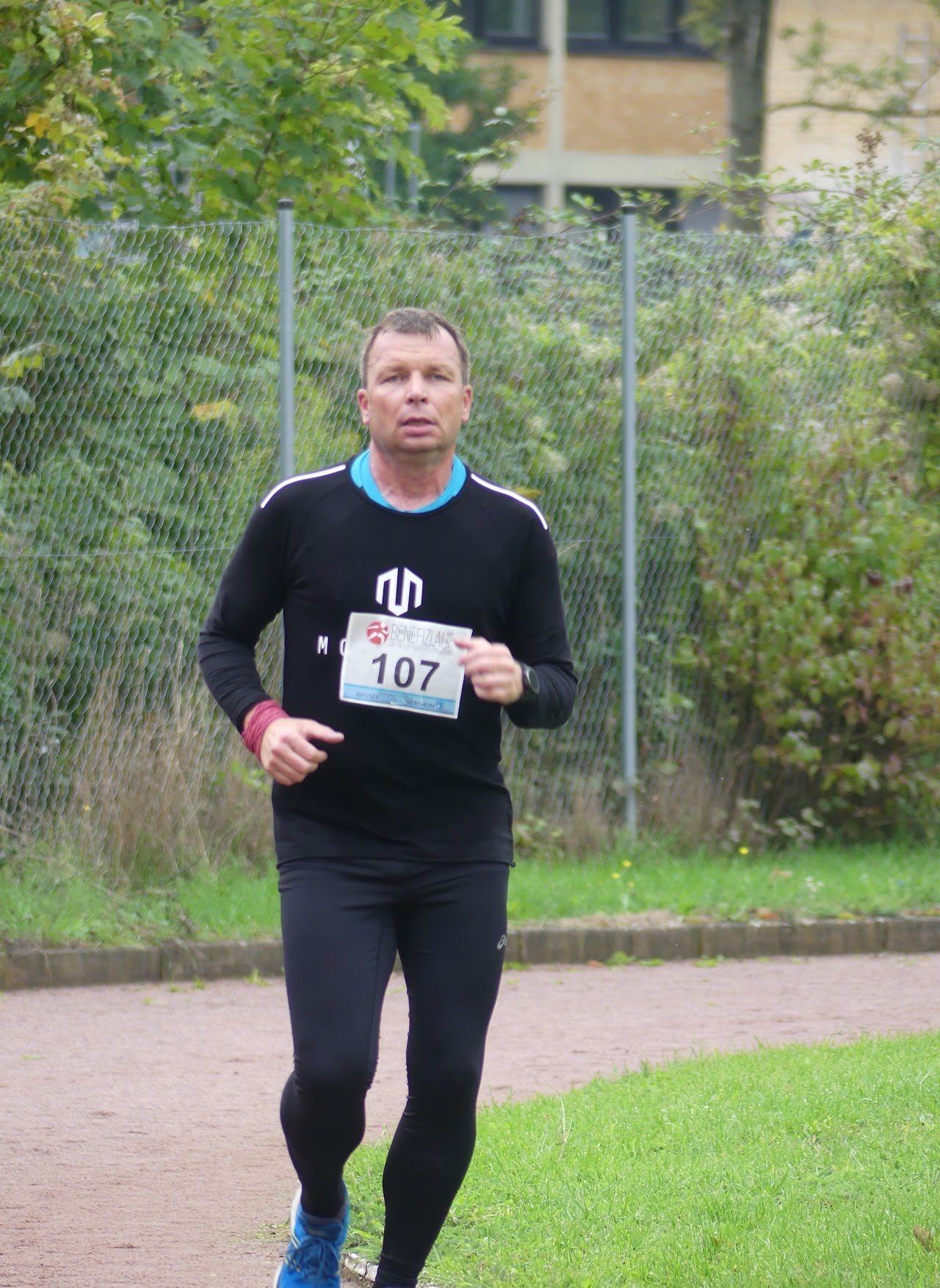 Bild vom 13. Benefizlauf im Jahr 2022. Dies ist das 33. Bild.